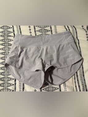 Lululemon Speed Up Shorts 2.5” Low Rise Size 2 Light Purple